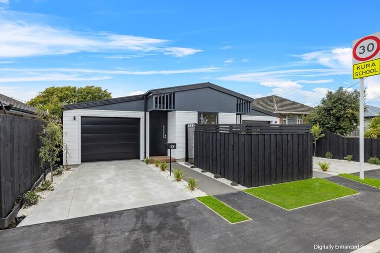 Photo of property in 2/58 Averill Street, Richmond, Christchurch, 8013