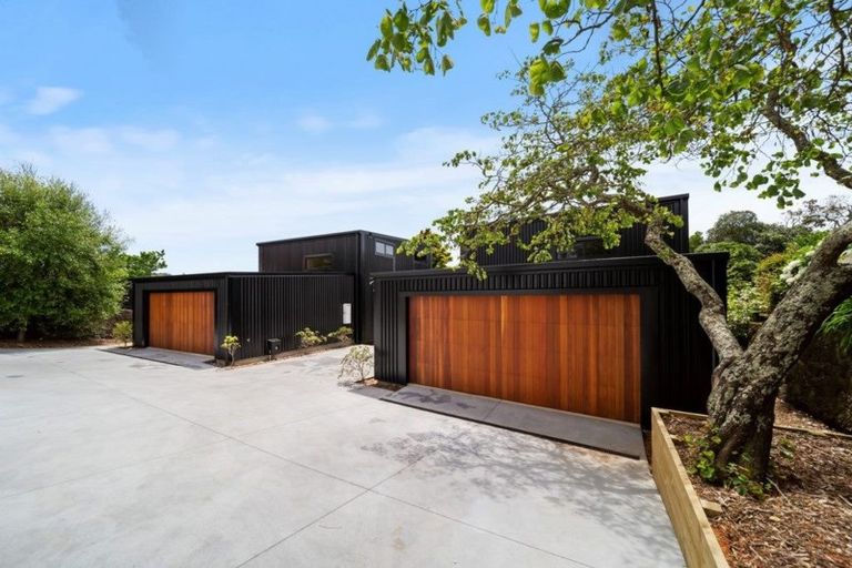 Photo of property in 28b Bayly Road, Moturoa, New Plymouth, 4310