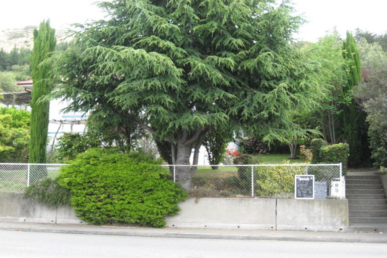 Photo of property in 83 Port Hills Road, Heathcote Valley, Christchurch, 8022