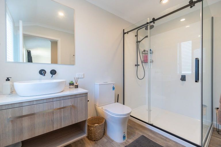 Photo of property in 14 Acheron Way, Te Anau, 9600