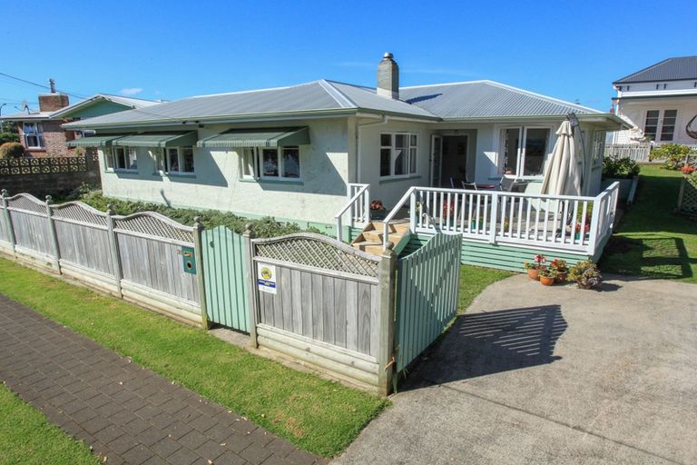 Photo of property in 31 Cliff Street, Raglan, 3225