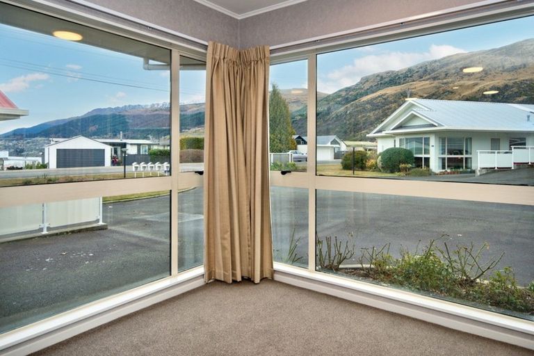 Photo of property in Frankton Court, 32 Mcbride Street, Frankton, Queenstown, 9300