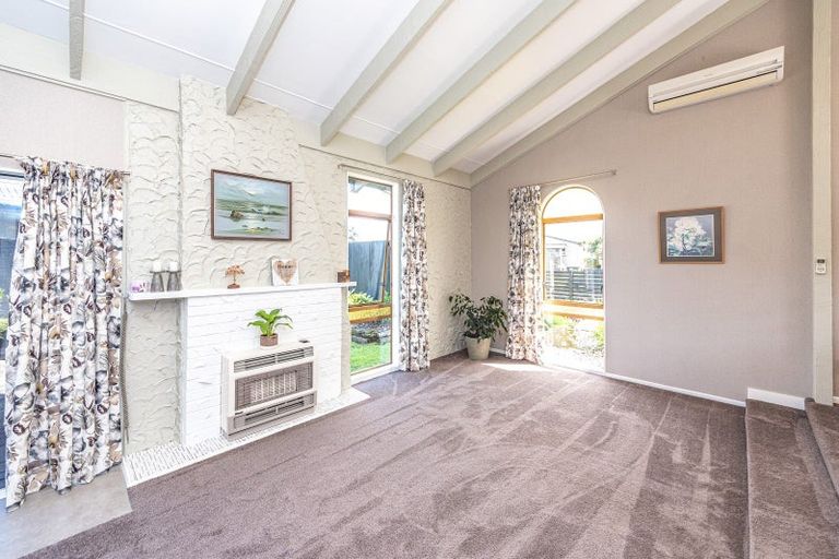 Photo of property in 53 Hinau Street, Castlecliff, Whanganui, 4501