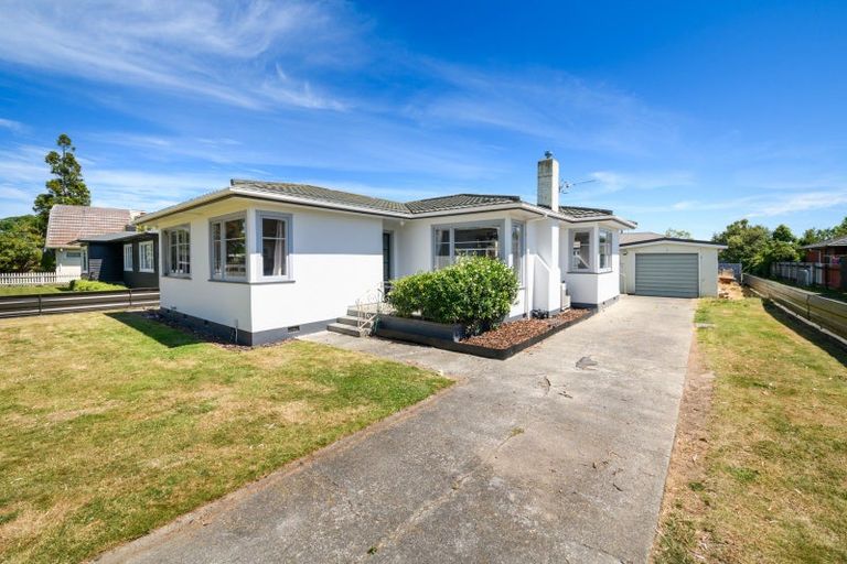 Photo of property in 7 College Street, Awapuni, Palmerston North, 4412
