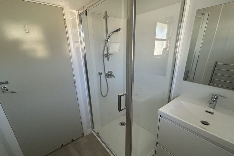 Photo of property in 72 Auckland Street, Picton, 7220