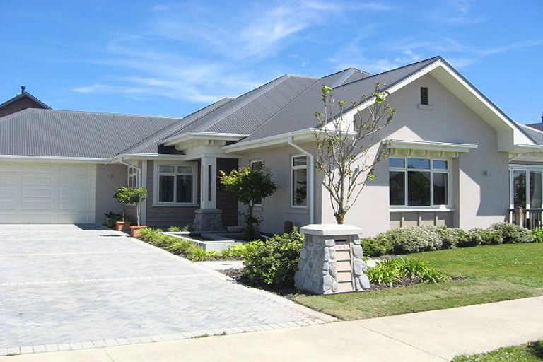 Photo of property in 77 Beechwood Drive, Northwood, Christchurch, 8051