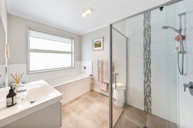 Photo of property in 8 Bankhall Lane, Pokeno, 2402