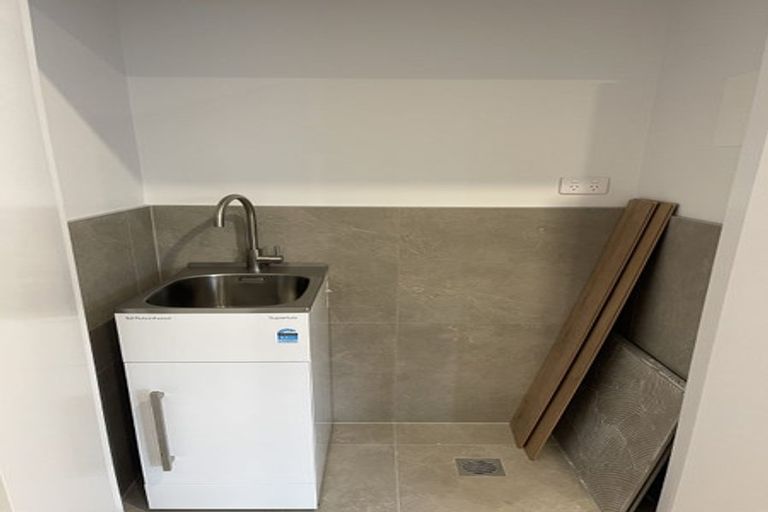 Photo of property in 10 Hema Road, Hobsonville, Auckland, 0616