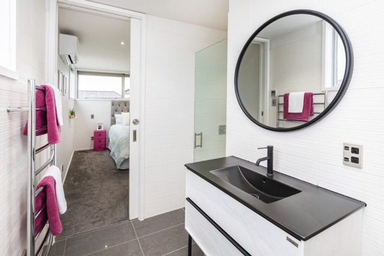 Photo of property in 20 Queens Avenue, Merivale, Christchurch, 8014