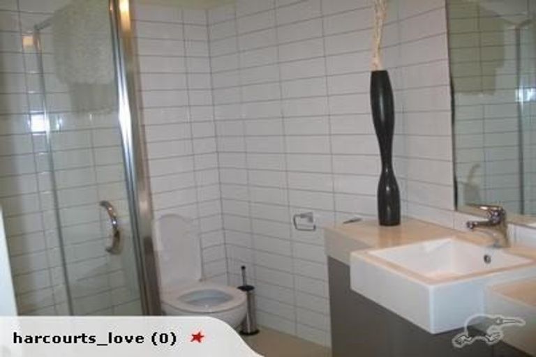 Photo of property in Bella Vista, 1b/84 Gunner Drive, Te Atatu Peninsula, Auckland, 0610