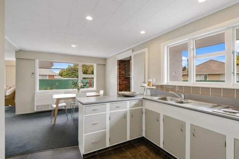 Photo of property in 379a Greers Road, Bishopdale, Christchurch, 8053