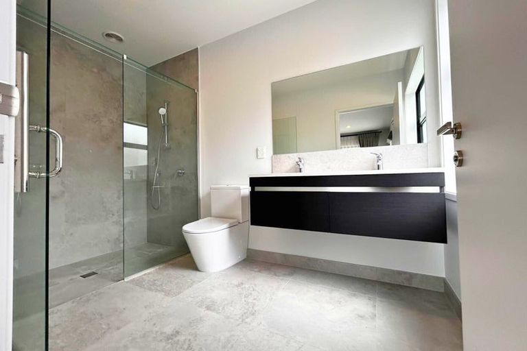 Photo of property in 6 Habitat Place, Hobsonville, Auckland, 0616