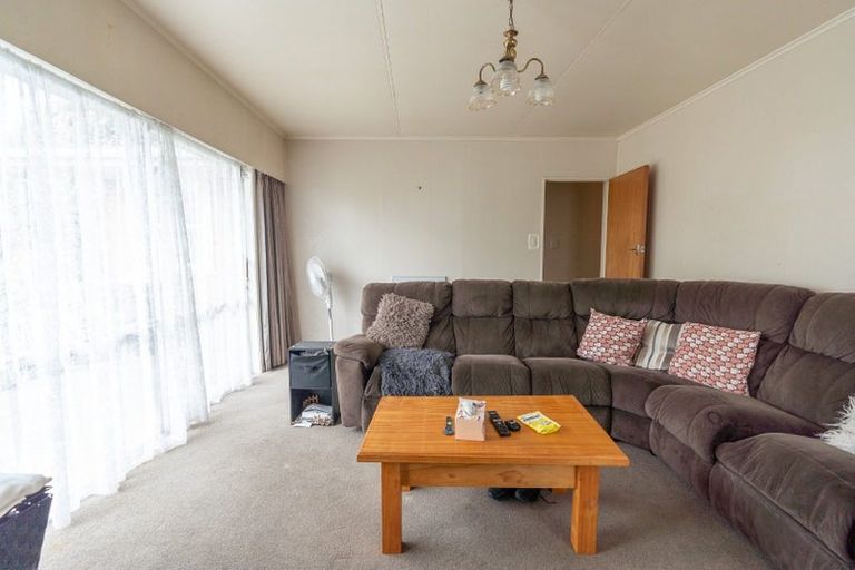 Photo of property in 72 Lethbridge Street, Feilding, 4702