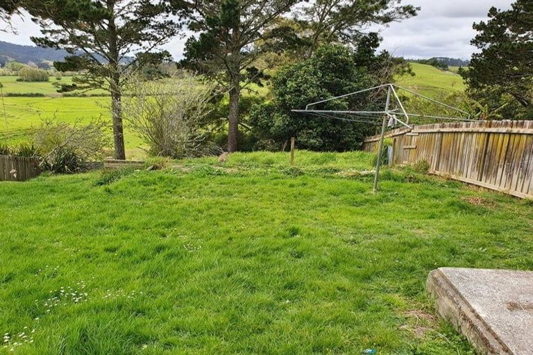 Photo of property in 30 Whiteman Road, Kawakawa, 0210