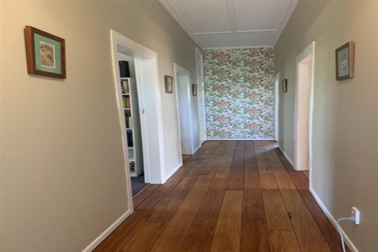 Photo of property in 25 Portia Street, Stratford, 4332