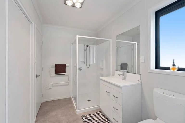 Photo of property in 51 Owles Terrace, New Brighton, Christchurch, 8061