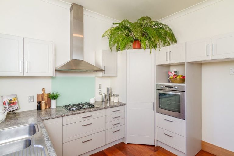 Photo of property in 15 Tennyson Street, Petone, Lower Hutt, 5012