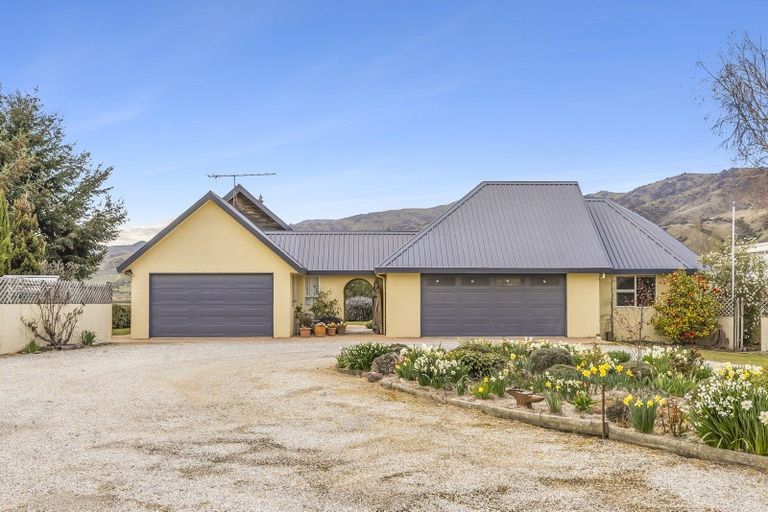 Photo of property in 14 Bell Avenue, Cromwell, 9310