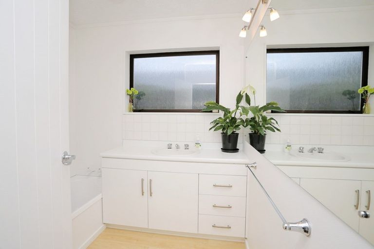 Photo of property in 20 Turnbull Street, Rosedale, Invercargill, 9810