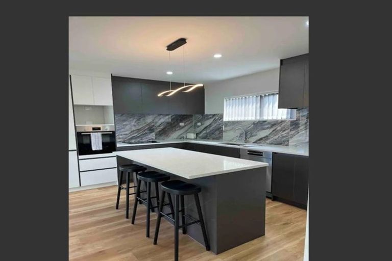 Photo of property in 166b Rathgar Road, Henderson, Auckland, 0610