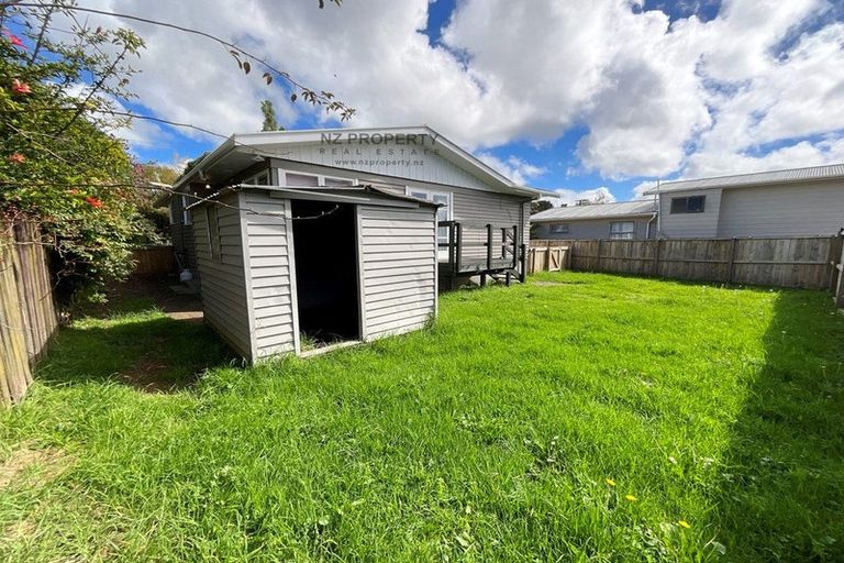 Photo of property in 38 Eddowes Street, Manurewa, Auckland, 2102