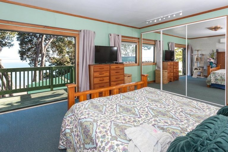 Photo of property in 264 Thames Coast Sh25 Road, Thornton Bay, Thames, 3575