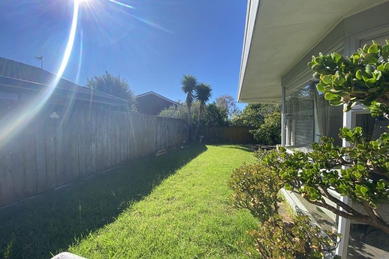 Photo of property in 2/88 Simmental Crescent, Somerville, Auckland, 2014