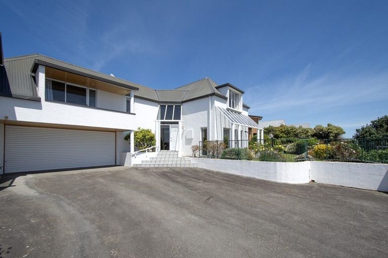Photo of property in 1/17 Petworth Place, Westmorland, Christchurch, 8025