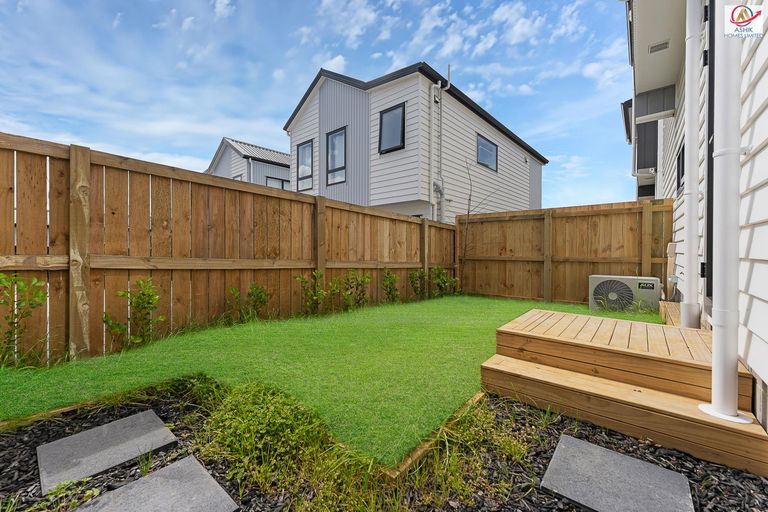 Photo of property in 26c Cape Road, Mangere, Auckland, 2022
