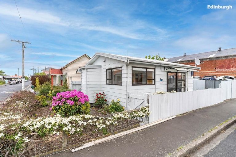 Photo of property in 48 Wesley Street, South Dunedin, Dunedin, 9012