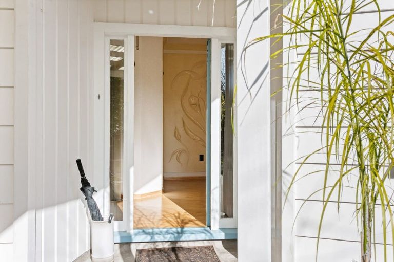 Photo of property in 27 Marian Drive, Inner Kaiti, Gisborne, 4010