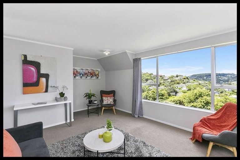 Photo of property in 16b Govind Grove, Ngaio, Wellington, 6035