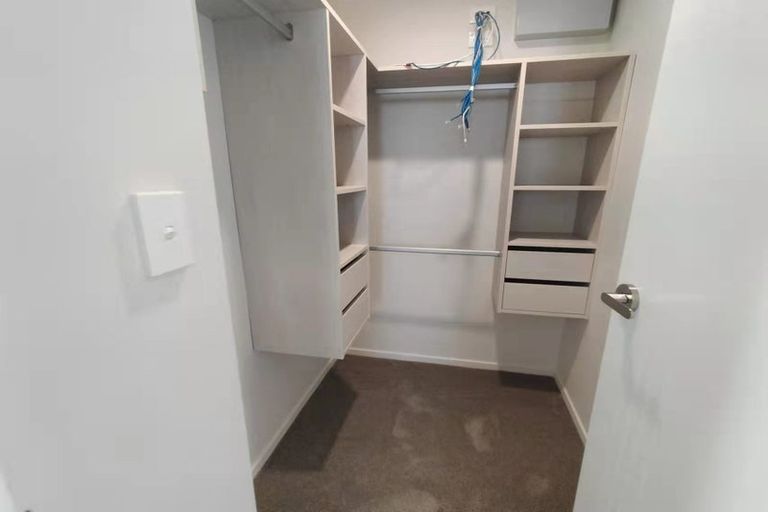 Photo of property in 26 Golfland Drive, Golflands, Auckland, 2013