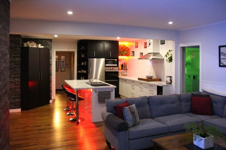 Photo of property in 1/20 Bunnythorpe Road, Papakura, 2110