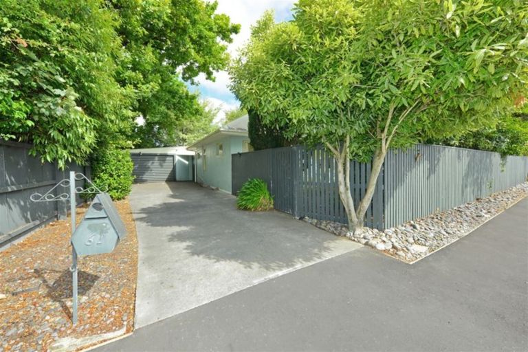 Photo of property in 1/61 Searells Road, Strowan, Christchurch, 8052