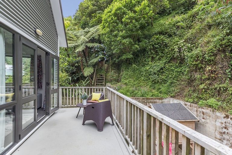 Photo of property in 10/162 Aro Street, Aro Valley, Wellington, 6021