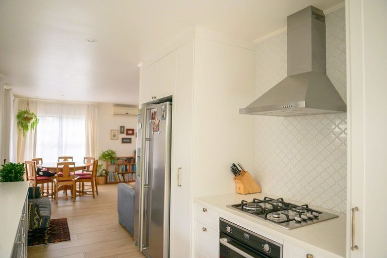 Photo of property in 5 Montego Place, Weymouth, Auckland, 2103