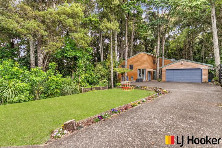 Photo of property in 42 Collie Street, Hillpark, Auckland, 2102