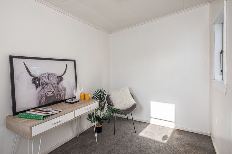 Photo of property in 58b Salisbury Street, Levin, 5510