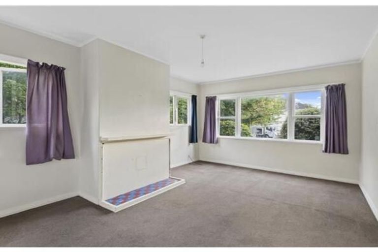 Photo of property in 2/5 Tara Street, Riccarton, Christchurch, 8041