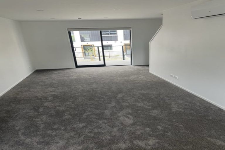 Photo of property in 5/61 Matipo Road, Te Atatu Peninsula, Auckland, 0610