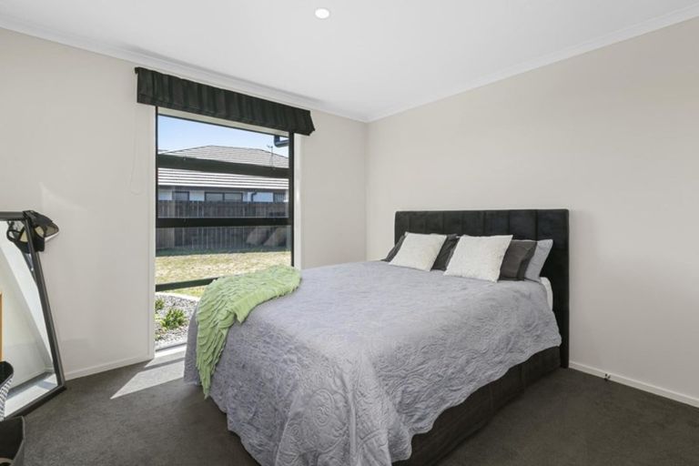 Photo of property in 52 Drabble Crescent, Papamoa Beach, Papamoa, 3118