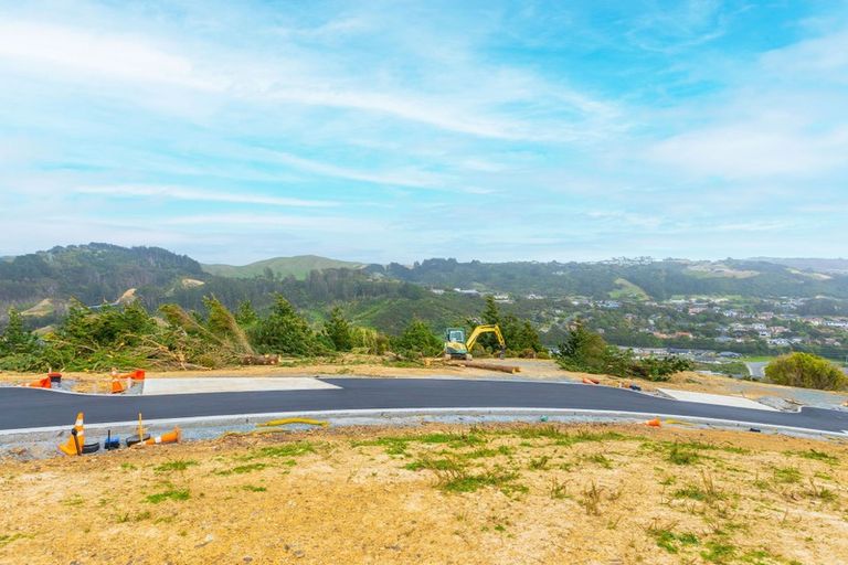 Photo of property in 3 Navigation Drive, Whitby, Porirua, 5024