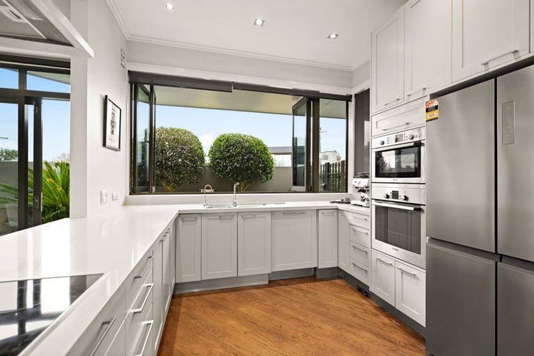 Photo of property in 2 Comries Road, Chartwell, Hamilton, 3210