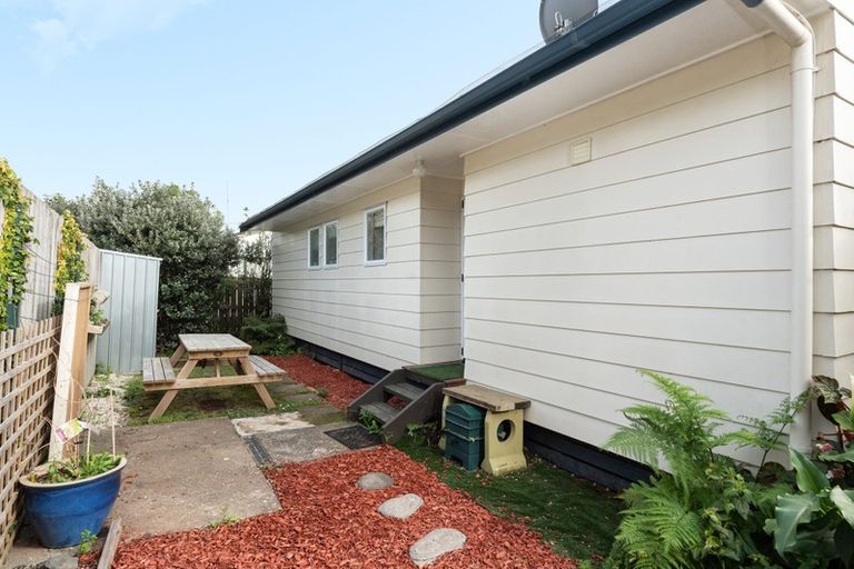 Photo of property in 88 Esmeralda Street, Welcome Bay, Tauranga, 3112