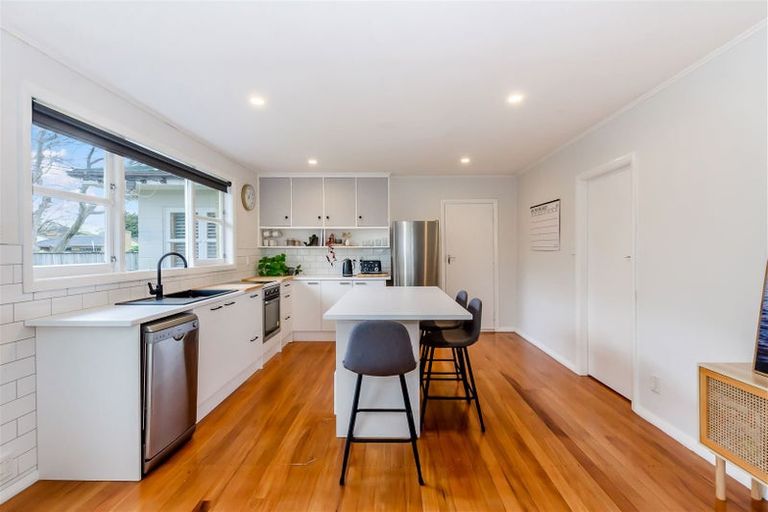 Photo of property in 45 Alexander Road, Raumati Beach, Paraparaumu, 5032