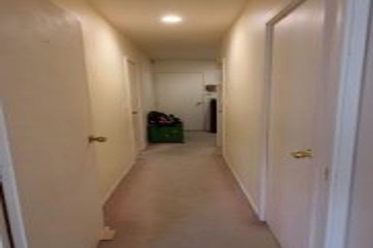 Photo of property in 1/40 Edgeworth Road, Glenfield, Auckland, 0629