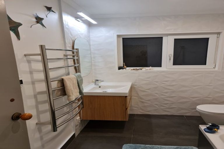 Photo of property in 9 Govind Grove, Ngaio, Wellington, 6035