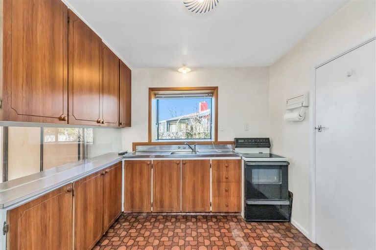 Photo of property in 27 Lochee Road, Upper Riccarton, Christchurch, 8041