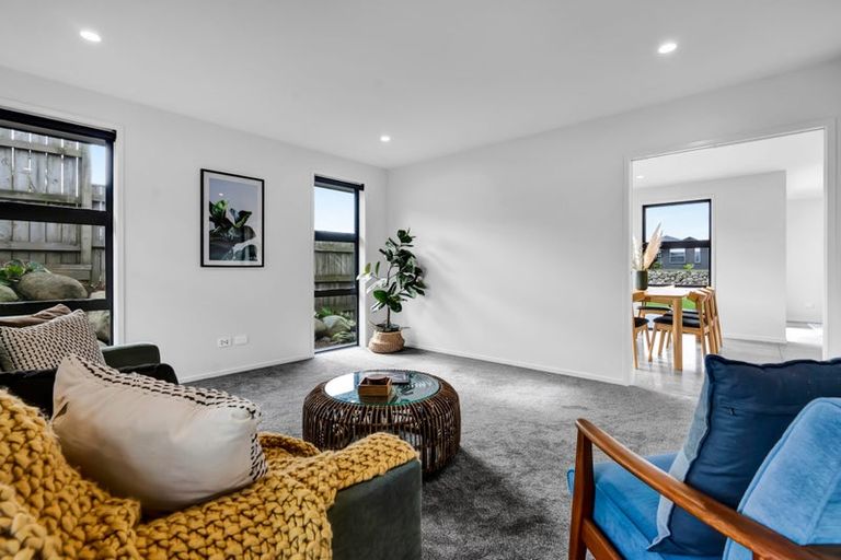 Photo of property in 9b James Drive, Bell Block, New Plymouth, 4312